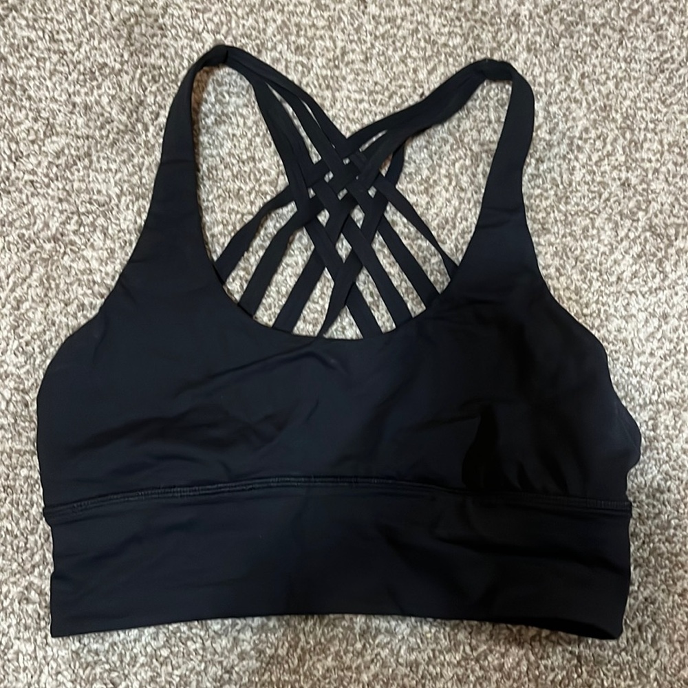 Lululemon Free To Be Bra
